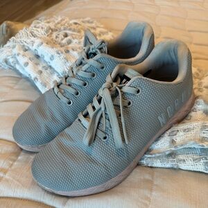 Nobull trainers sz 9